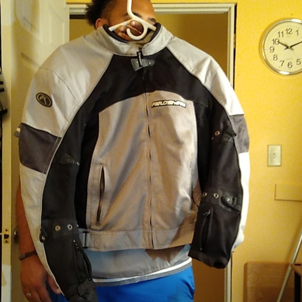 Fieldsheer Riding Jacket Size Small - Picture 4 of 4